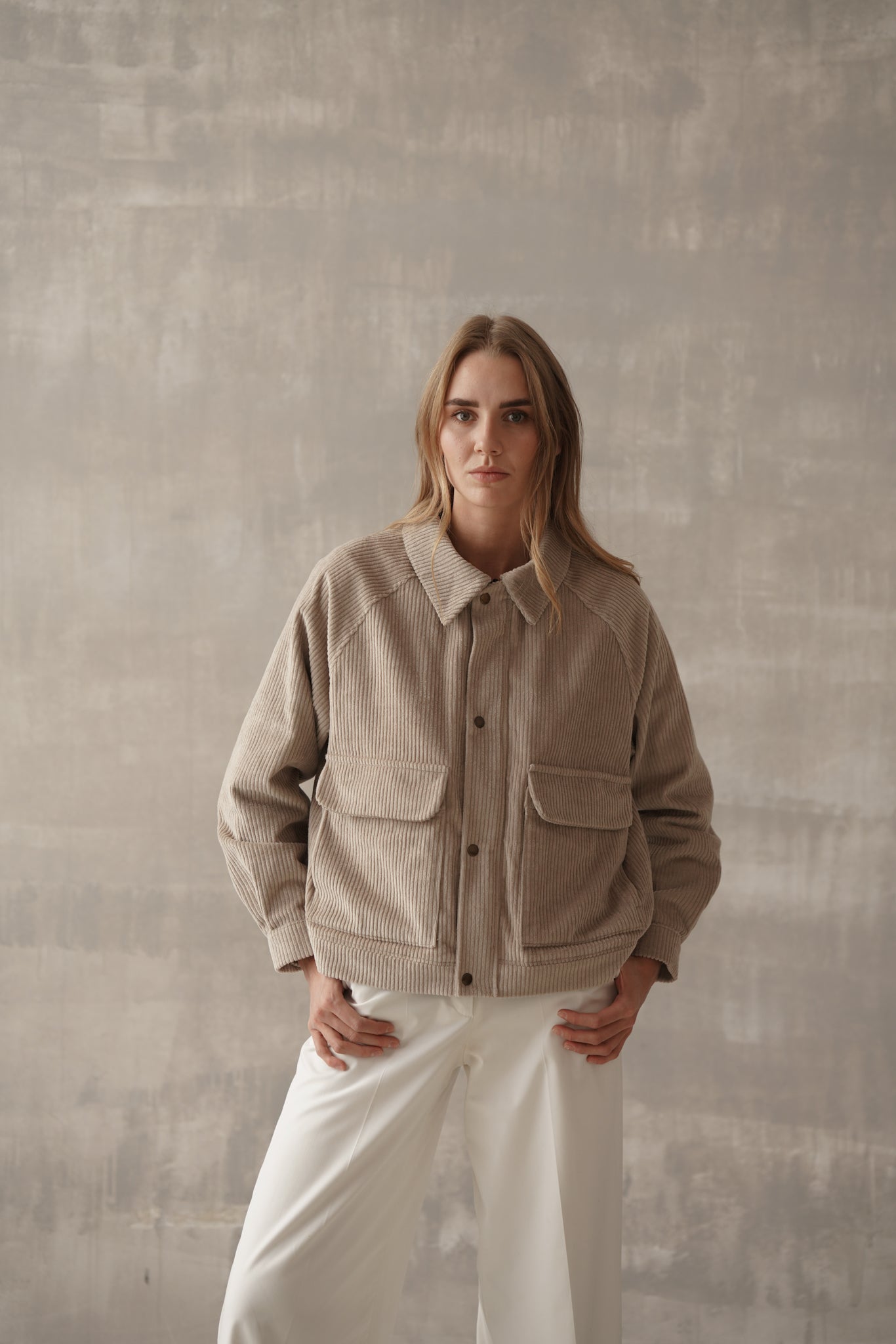 KURTKA POCKET CORD MOM